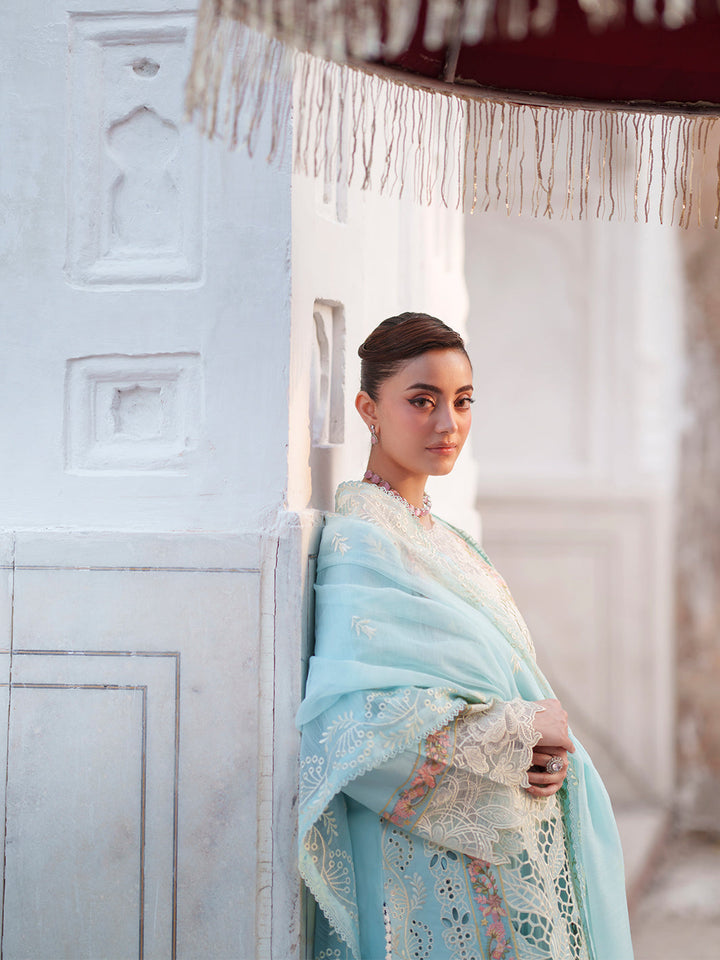 nilofer-luxury-lawn-26