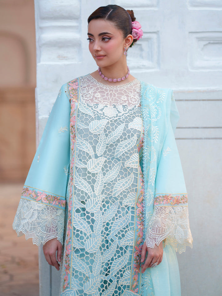 nilofer-luxury-lawn-26