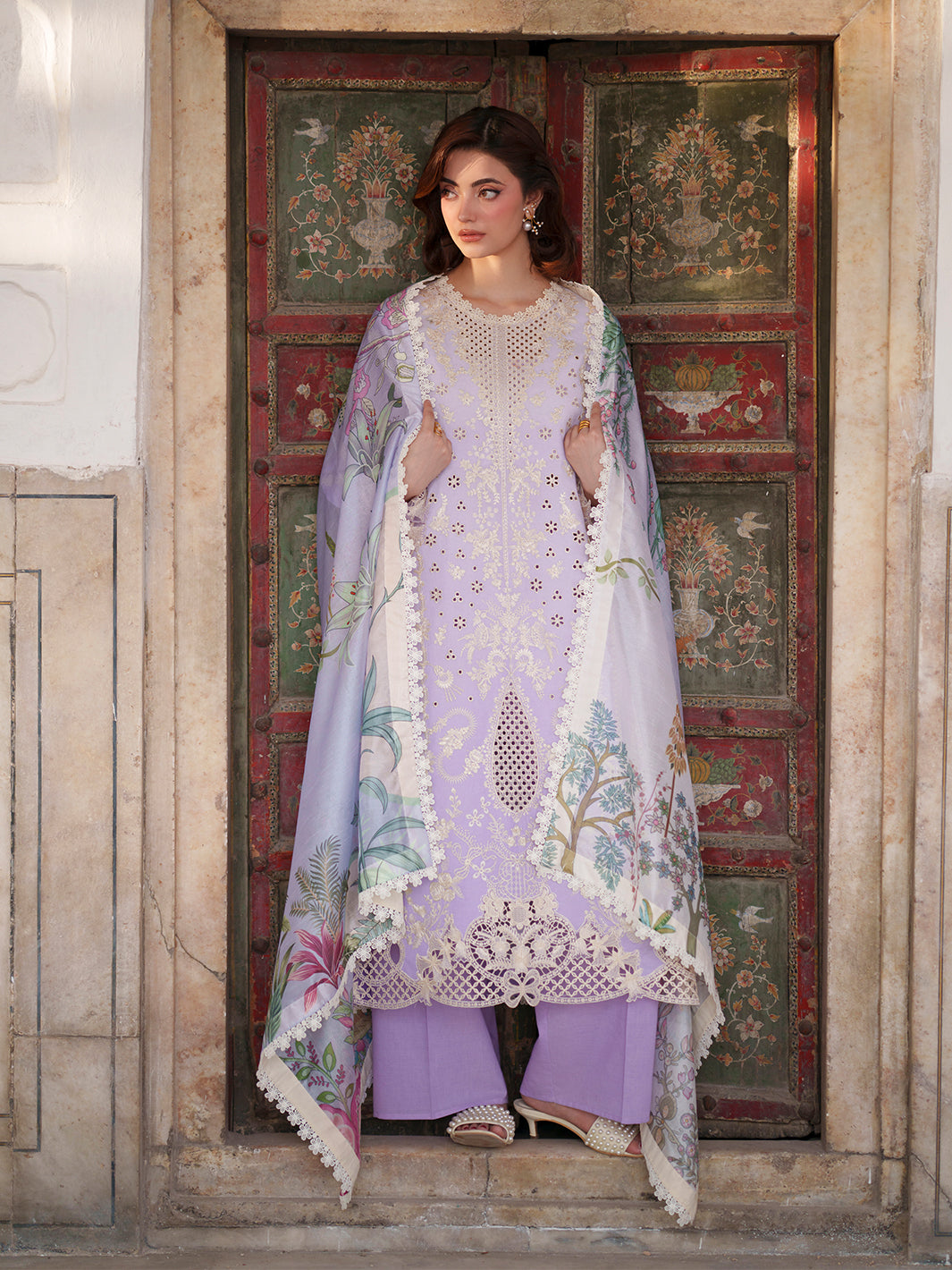 nilofer-luxury-lawn-26