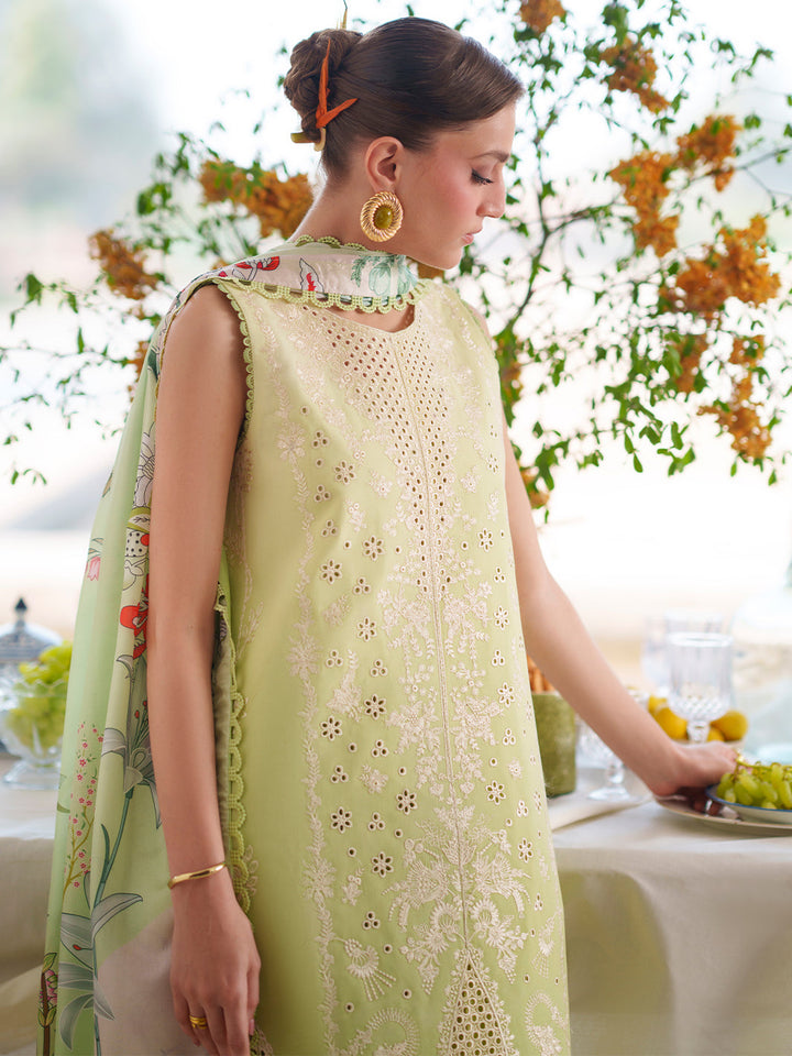 nilofer-luxury-lawn-26