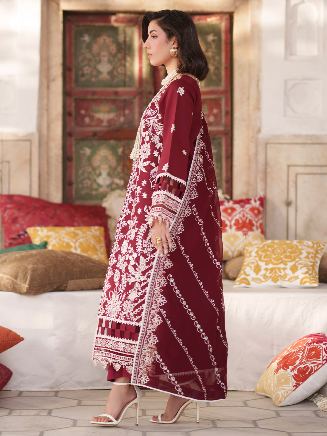 nilofer-luxury-lawn-26