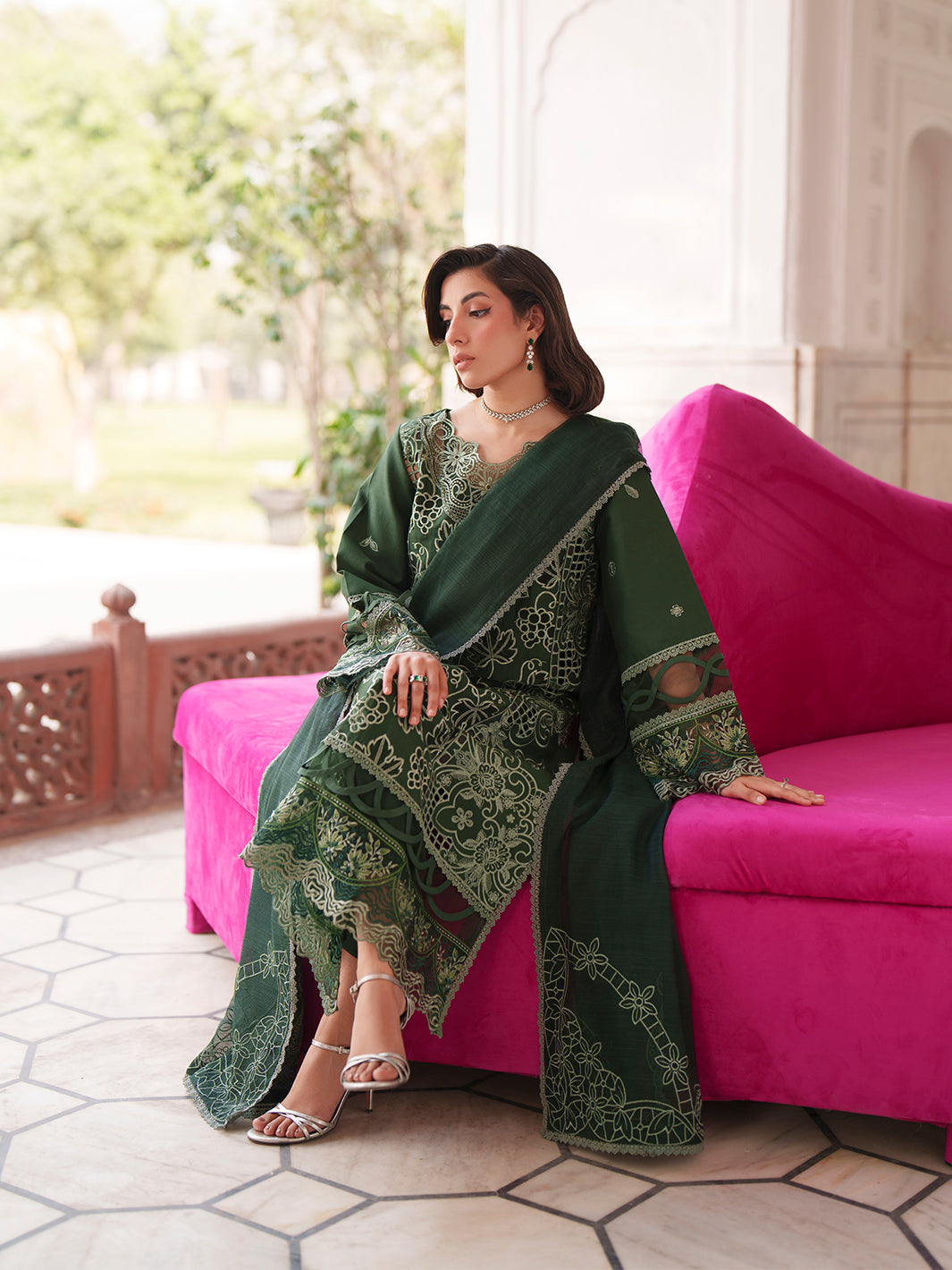 nilofer-luxury-lawn-26
