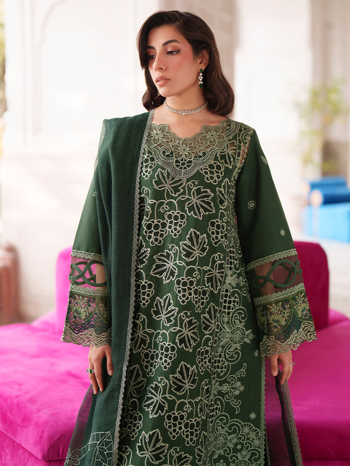 nilofer-luxury-lawn-26