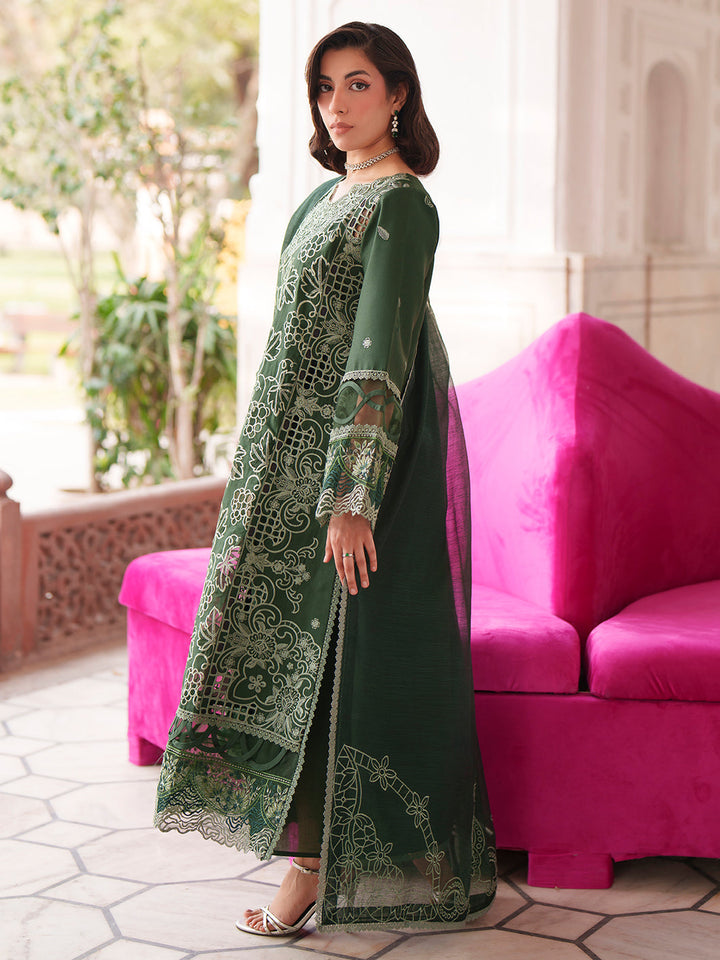 nilofer-luxury-lawn-26