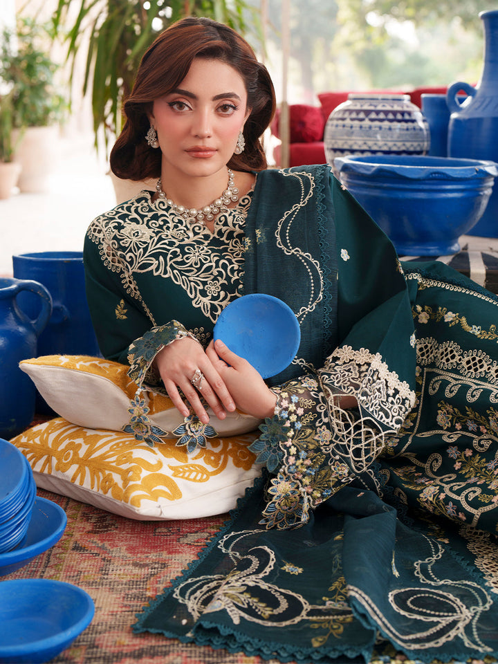 nilofer-luxury-lawn-26