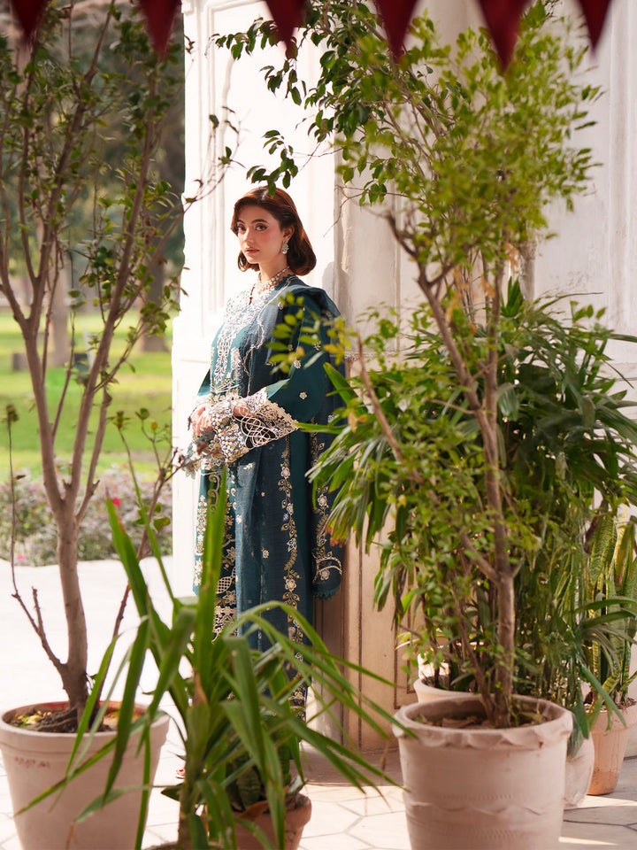 nilofer-luxury-lawn-26