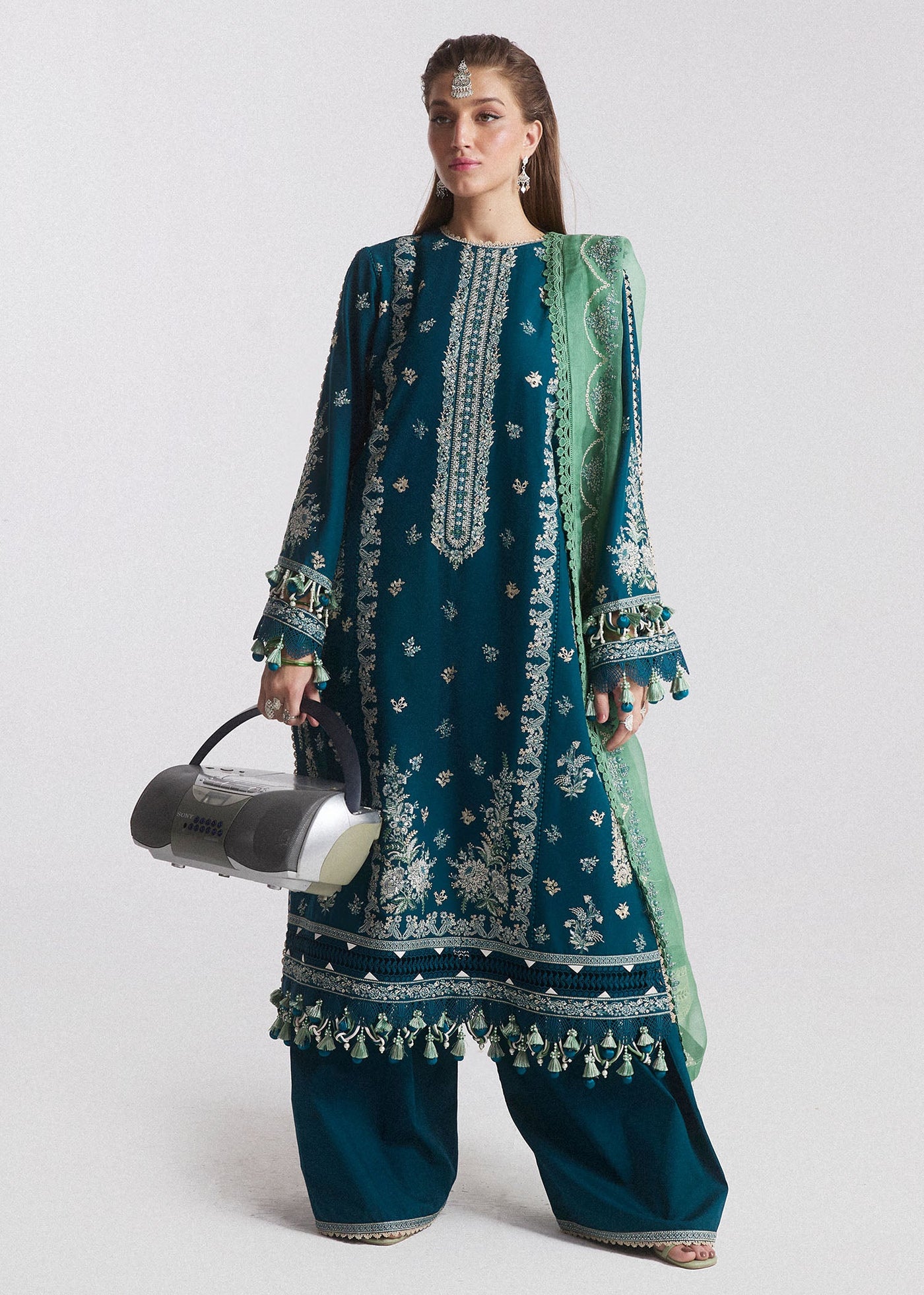 HUSSAIN REHAR LUXURY LAWN-Vivace