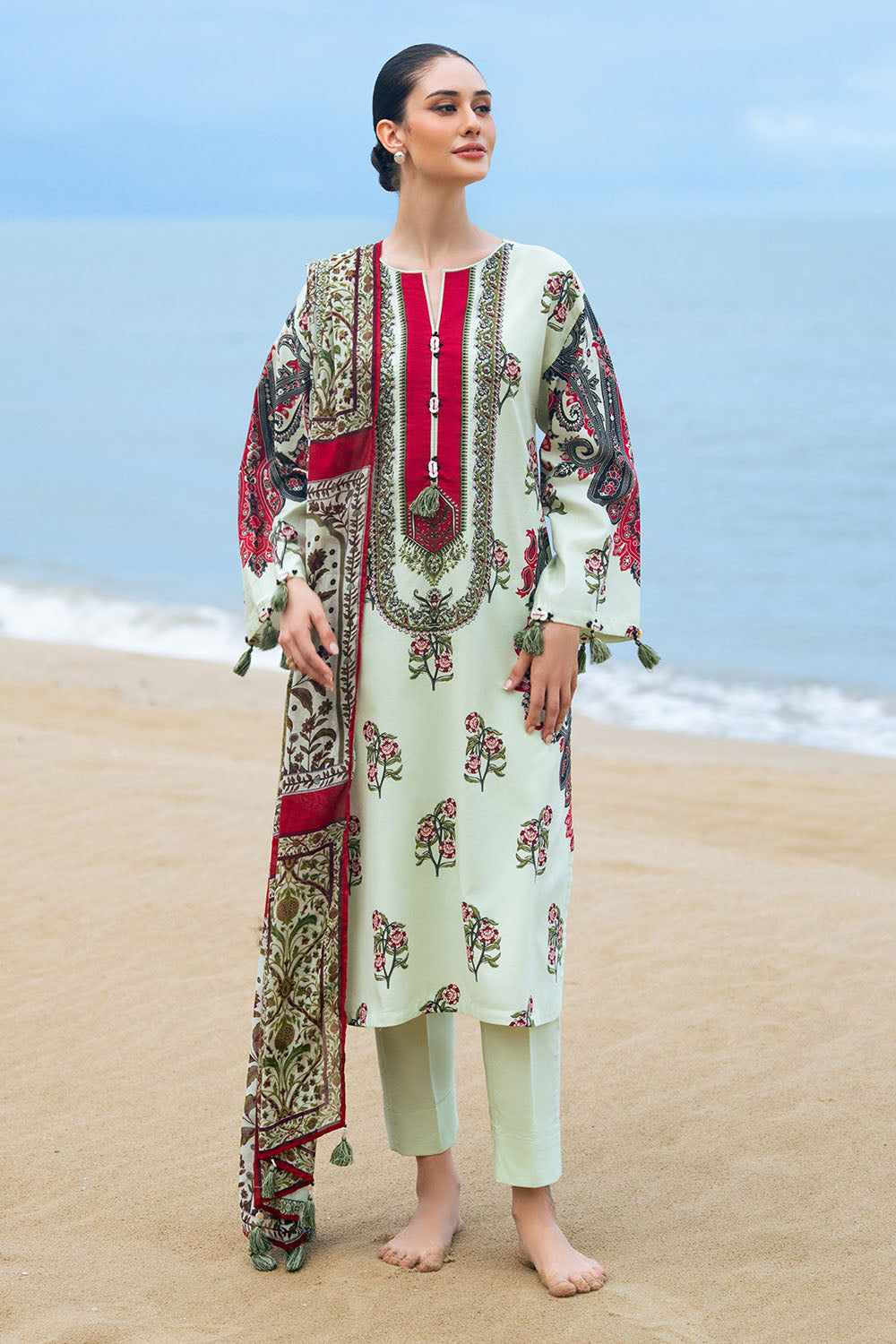 3 Piece Printed Bloom Summer Lawn Collections