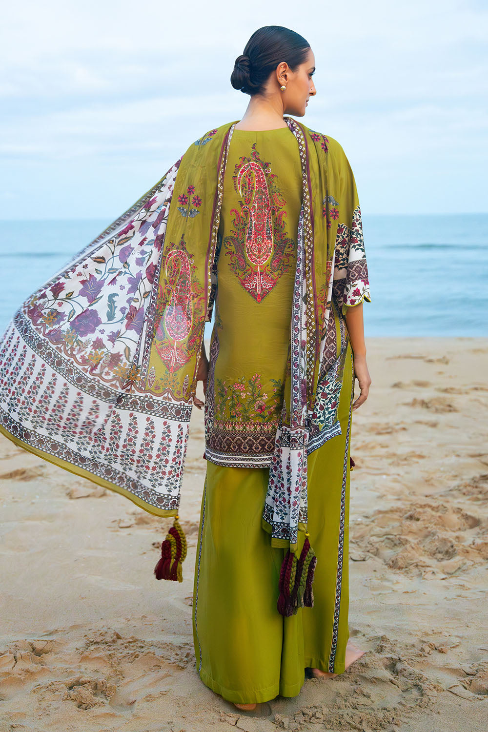 3 Piece Printed Bloom Summer Lawn Collections