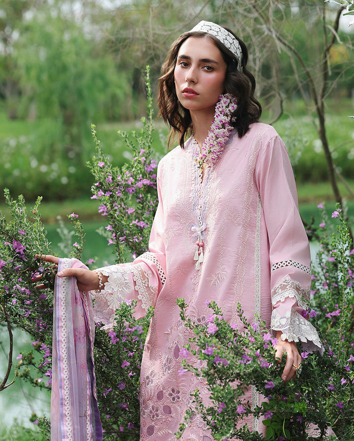 hemline the secret garden Lawn