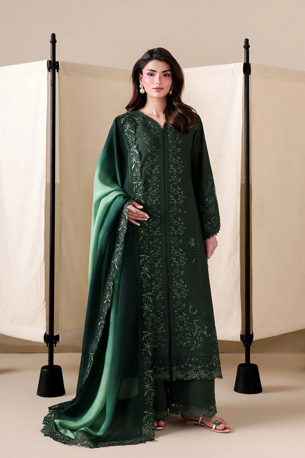 Embroidered Lawn 3 Piece Unstitched