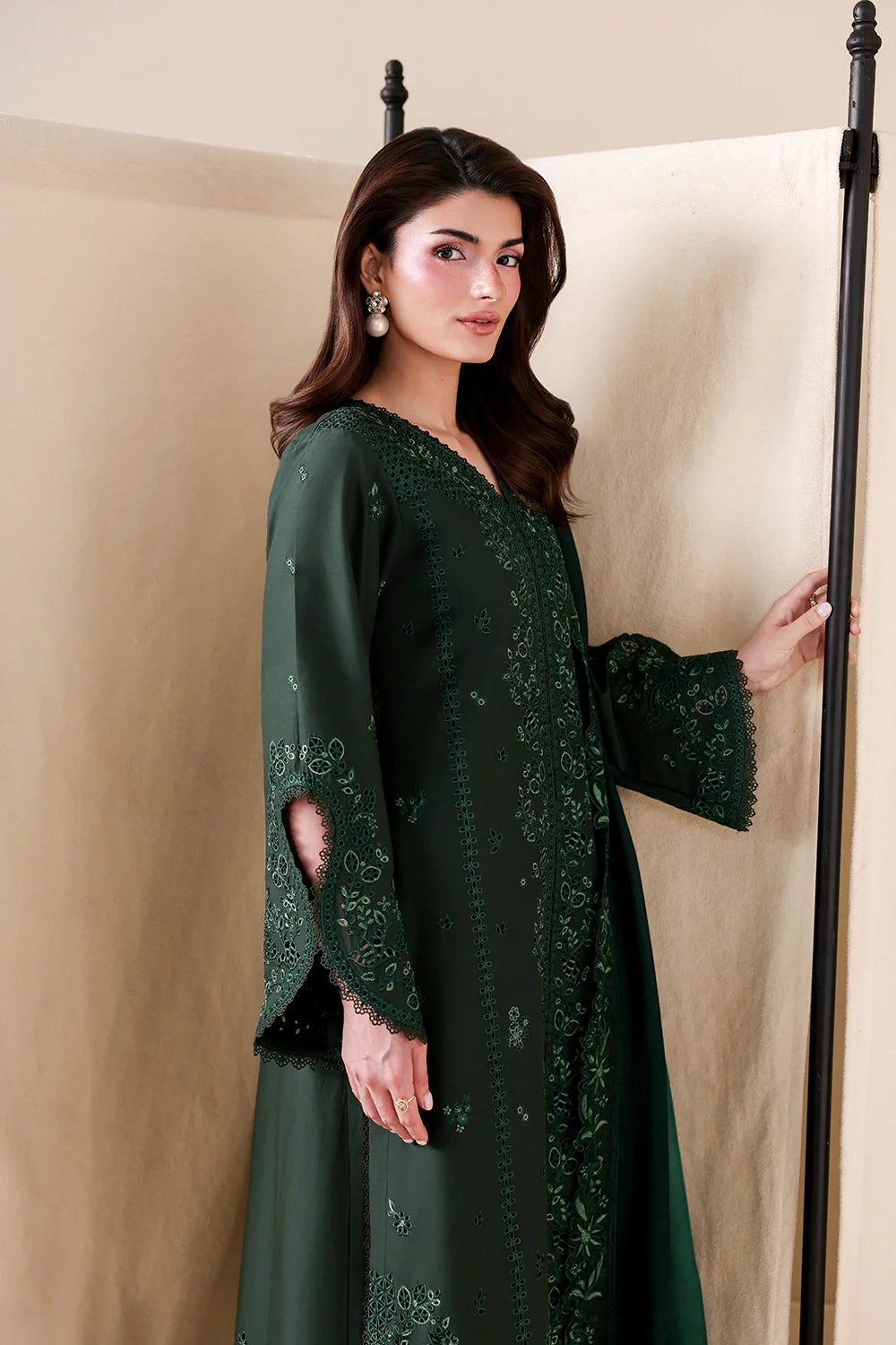 Embroidered Lawn 3 Piece Unstitched