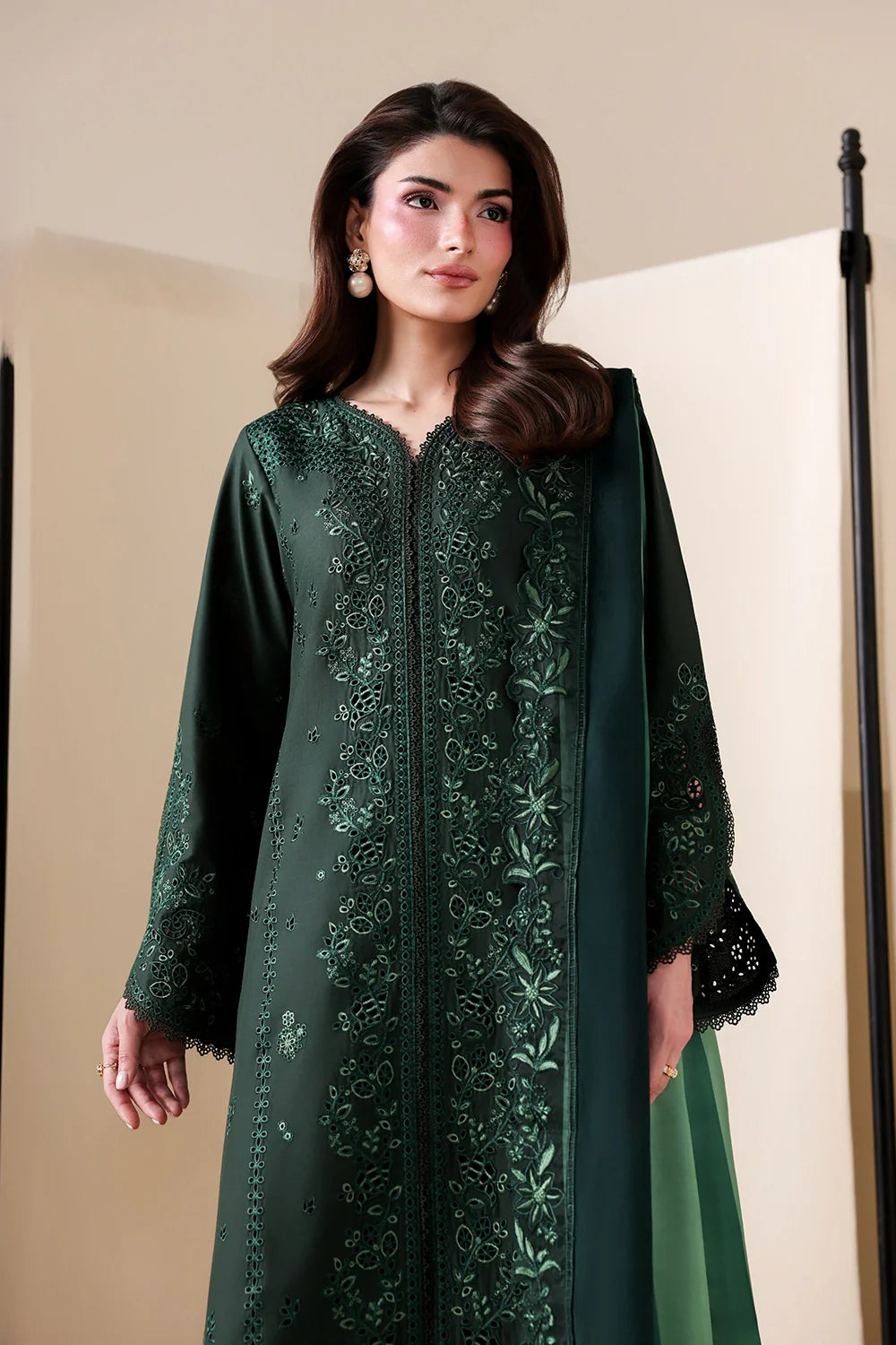 Embroidered Lawn 3 Piece Unstitched