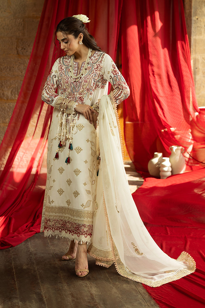 maya-luxury-lawn