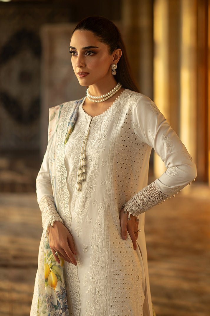 maya-luxury-lawn