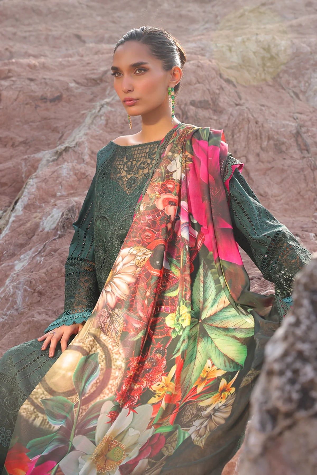 Hania Luxury Lawn