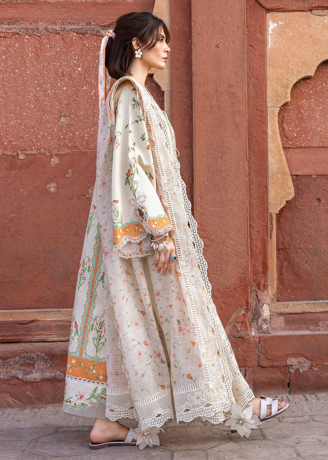 Flow luxury Lawn
