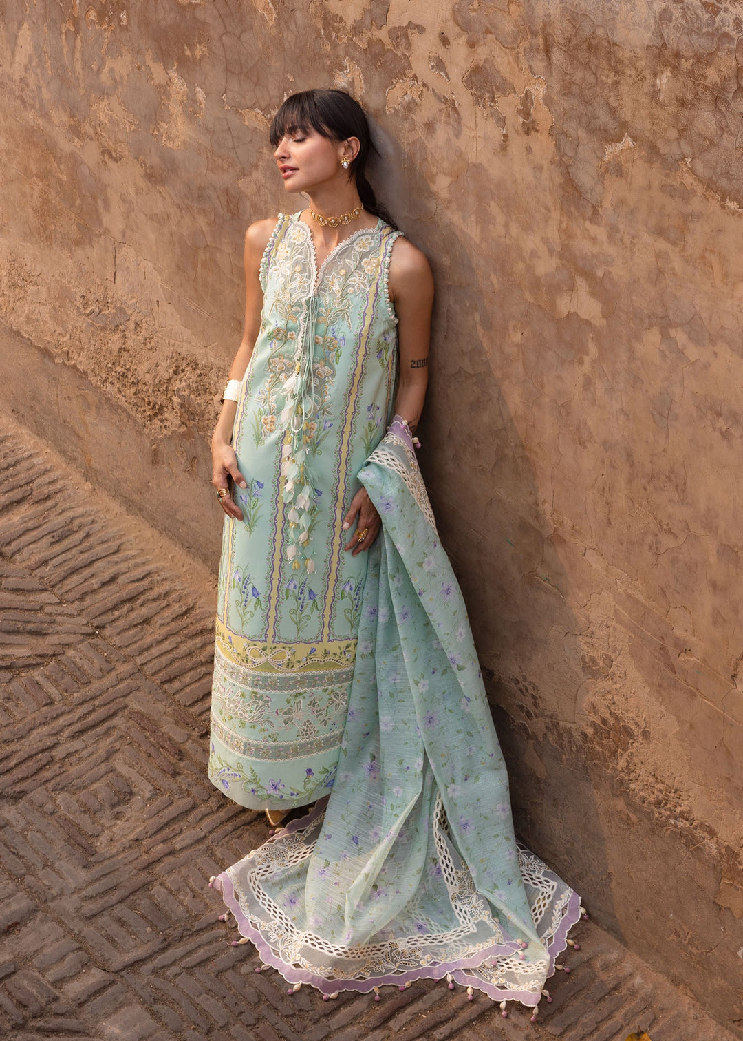 Flow luxury Lawn