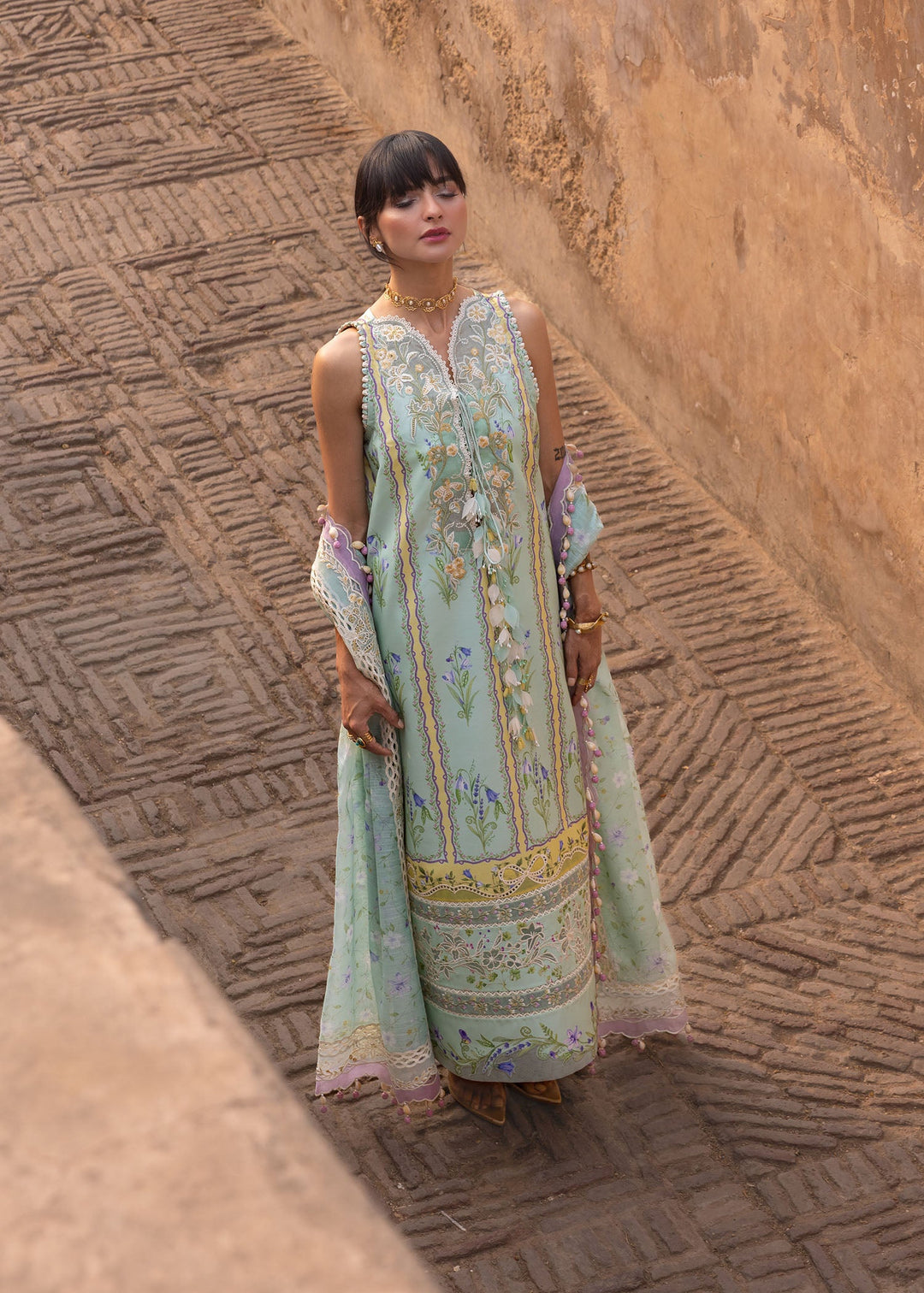 Flow luxury Lawn