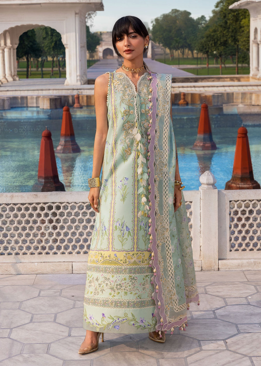 Flow luxury Lawn