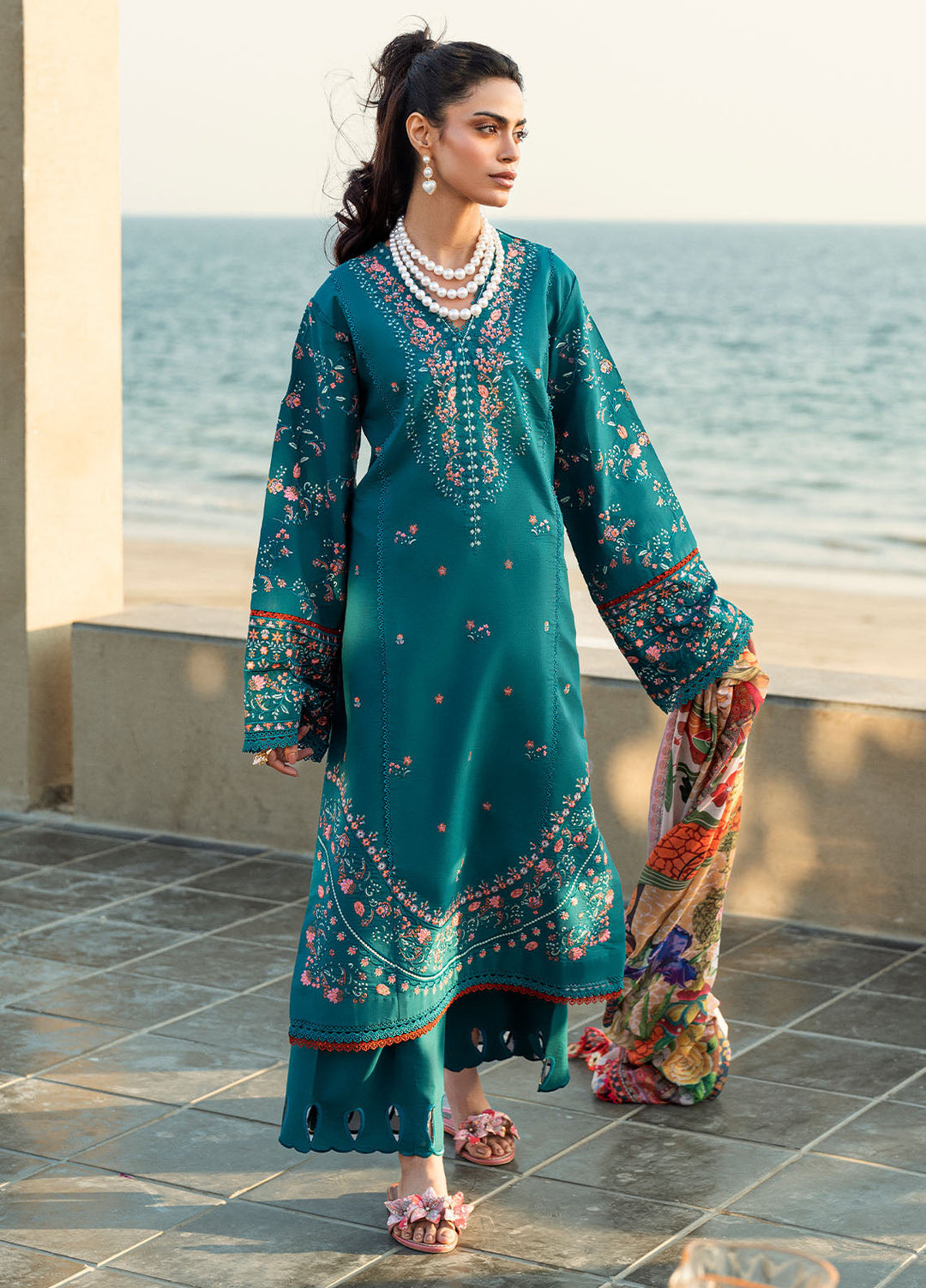 Embroidered Lawn 3 Piece Suit