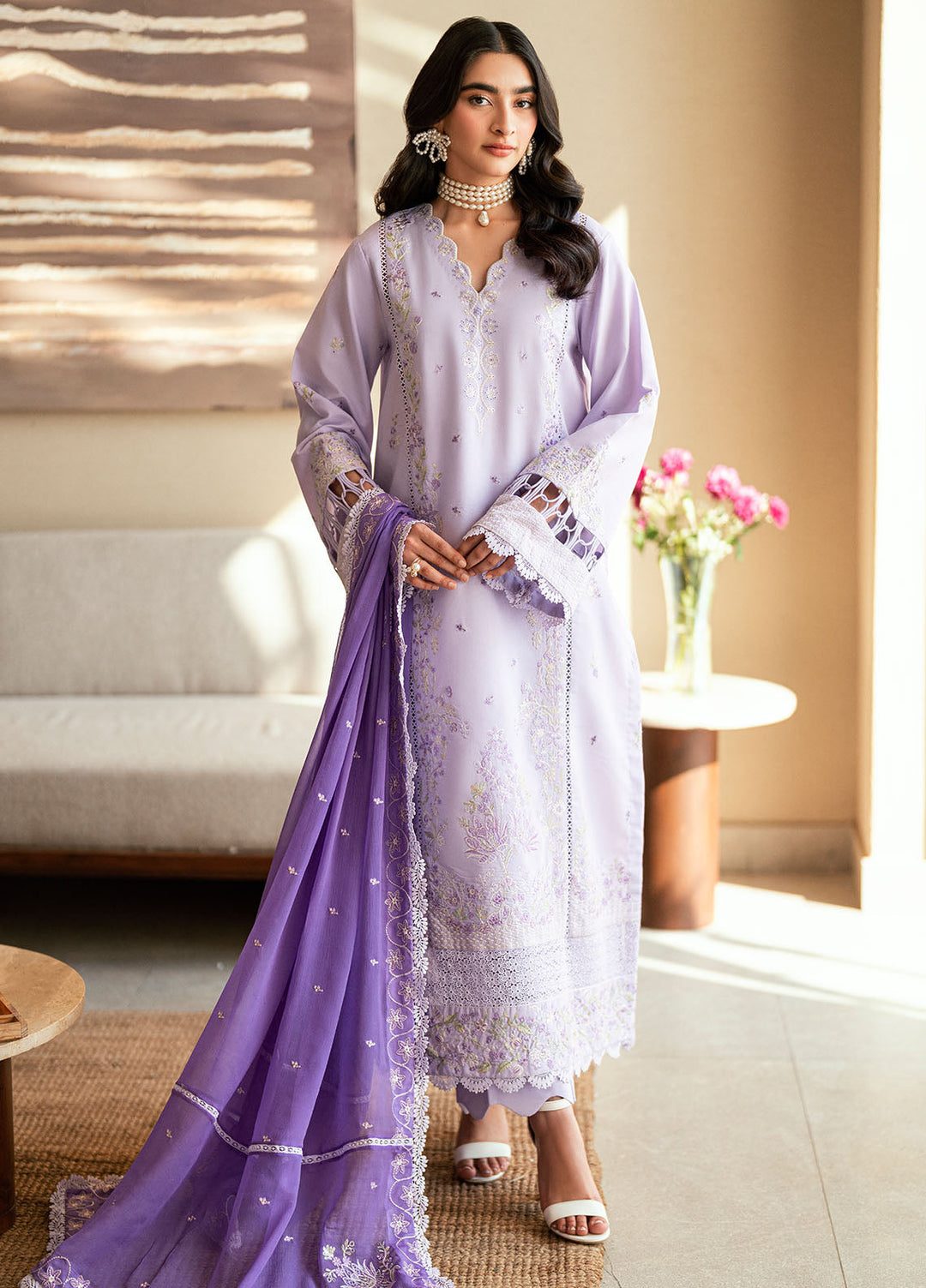 Embroidered Lawn 3 Piece Suit