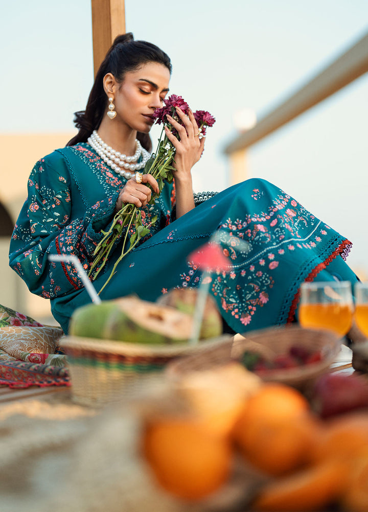 Embroidered Lawn 3 Piece Suit