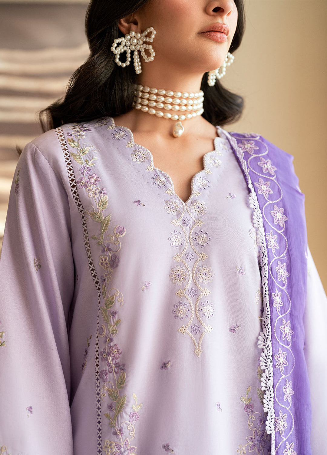 Embroidered Lawn 3 Piece Suit