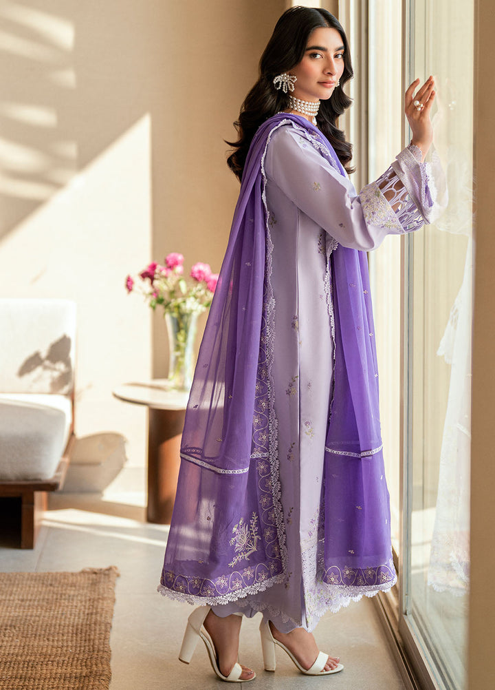 Embroidered Lawn 3 Piece Suit