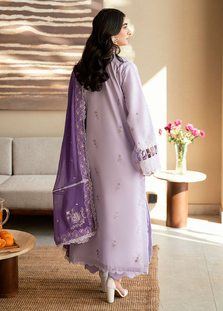 Embroidered Lawn 3 Piece Suit