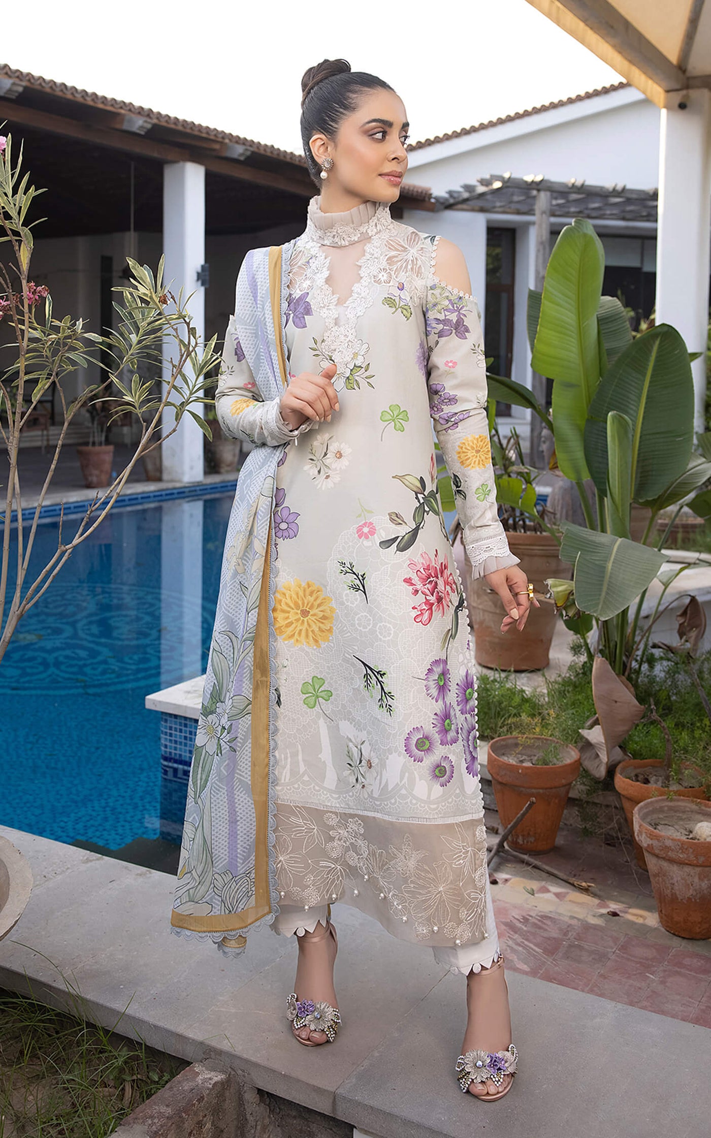 Sarmayi MK-16 | Unstitched Lawn