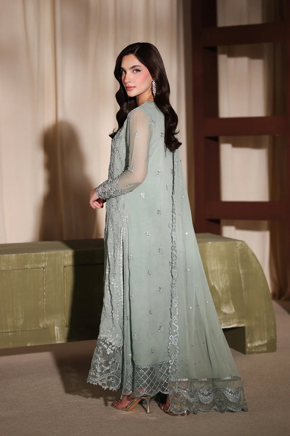 Luxe Embroidered  Lawn 3pcs