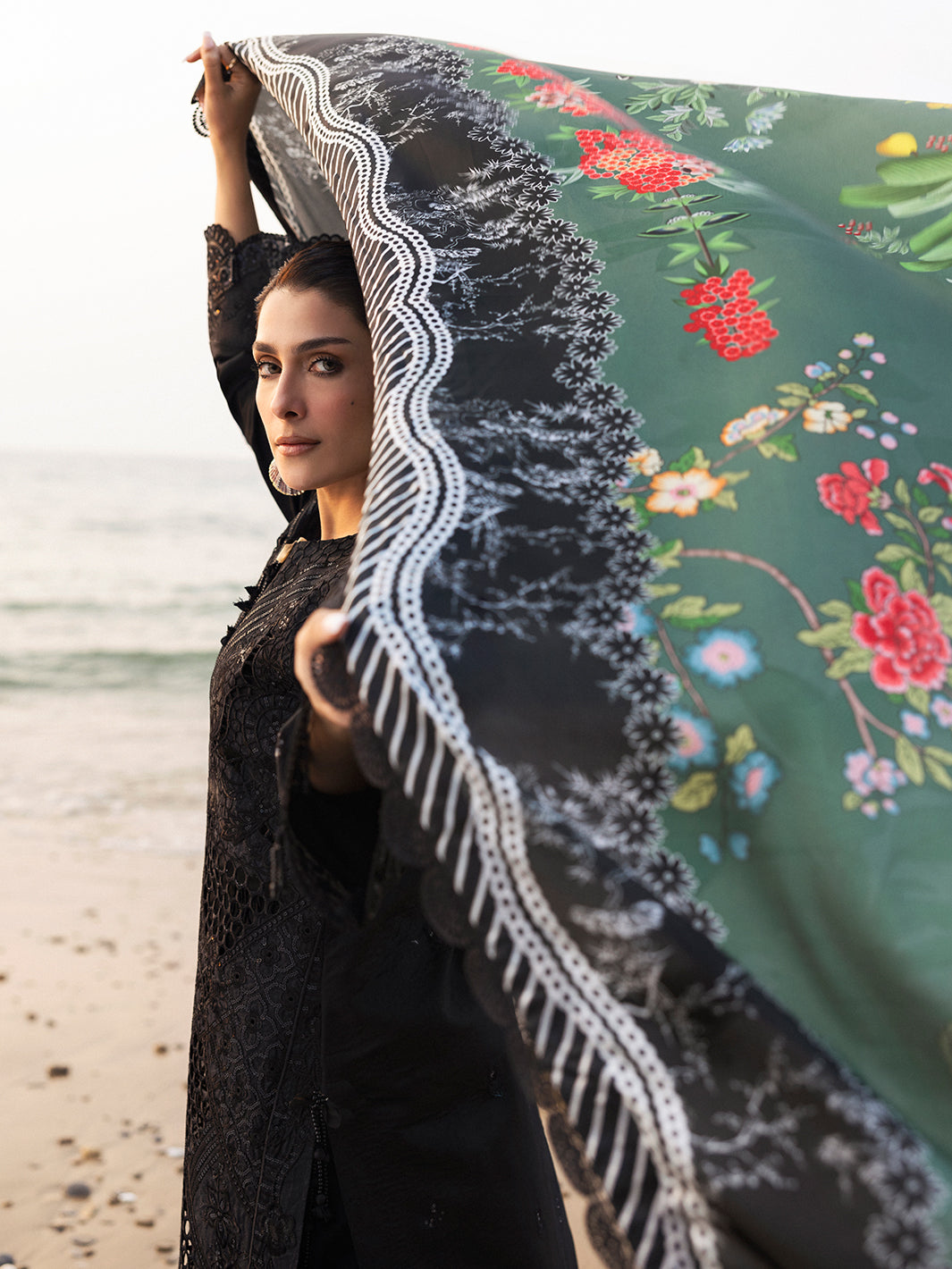 Sirene Luxury Lawn