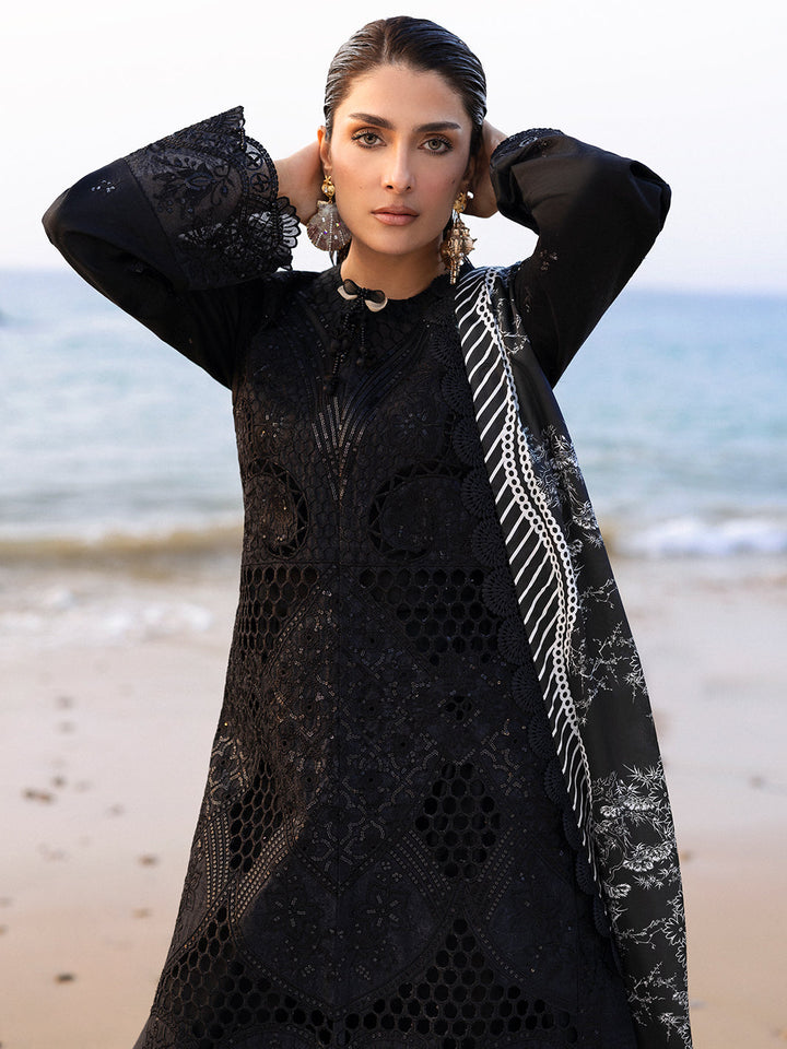Sirene Luxury Lawn