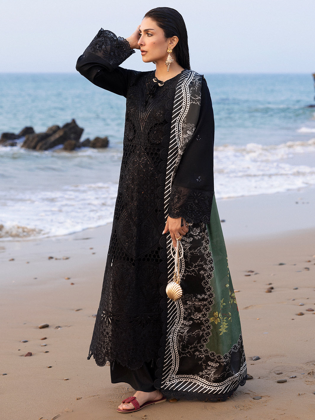 Sirene Luxury Lawn