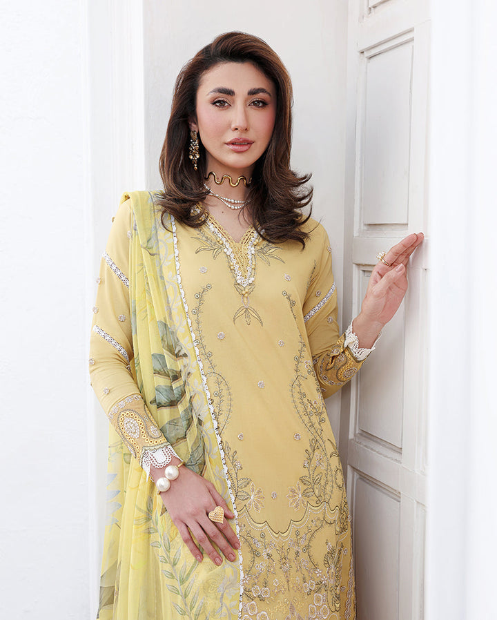 Floral Reveire | Luxury Lawn