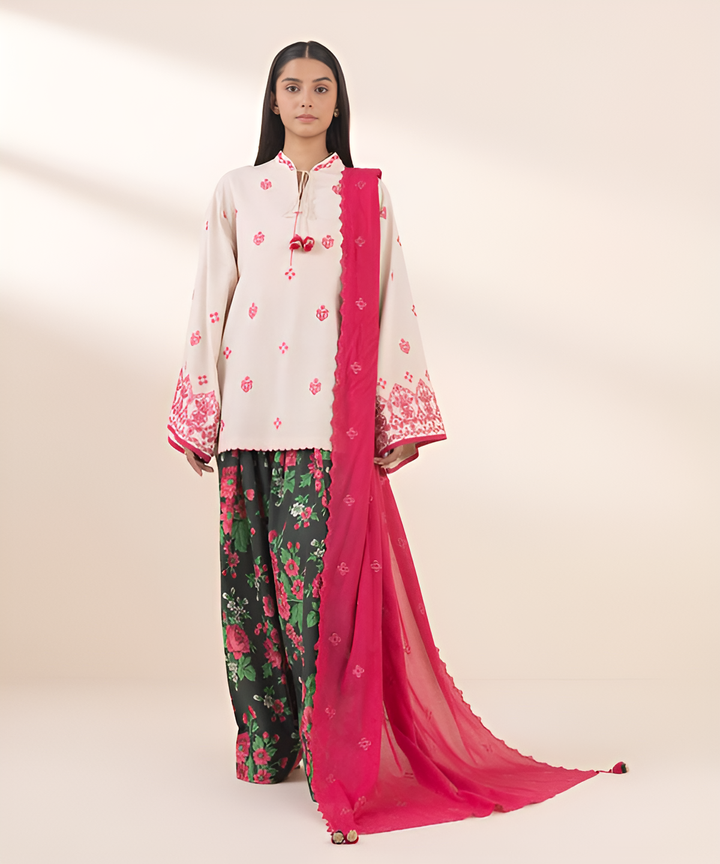 3 Piece - Embroidered Lawn Suit