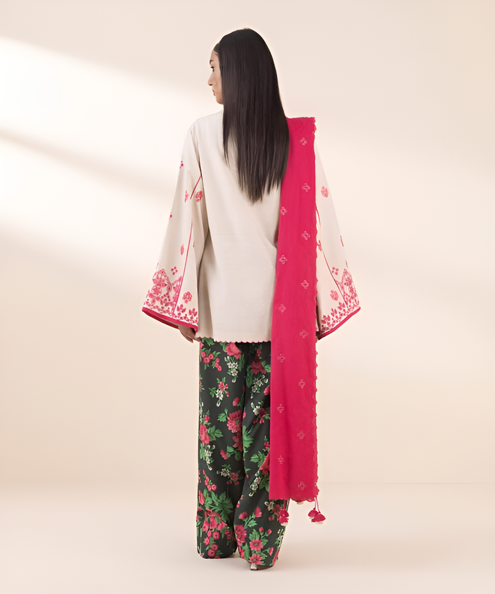 3 Piece - Embroidered Lawn Suit