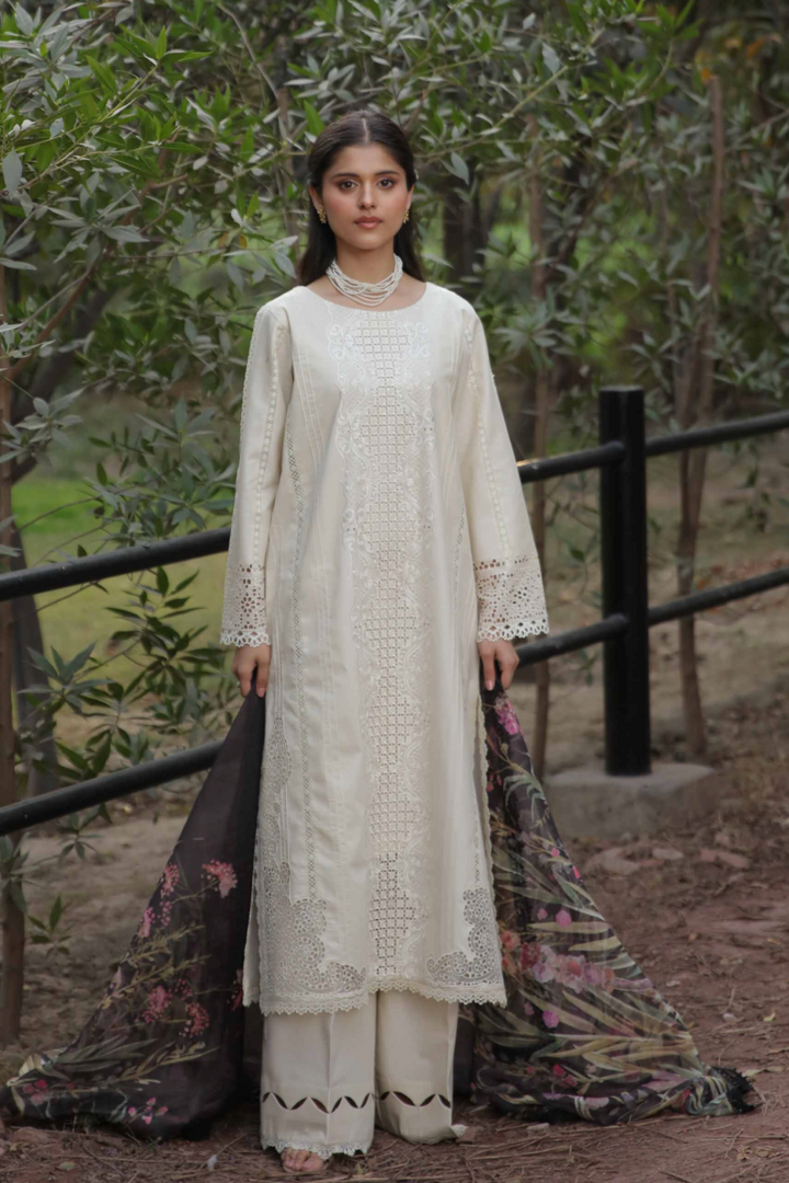 Vintage flora Lawn