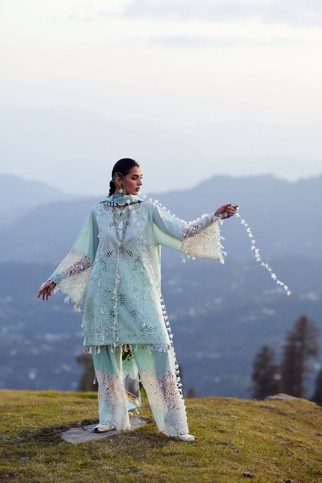 KASHMÉE LEGACY UNBOUND UNSTITCHED LAWN