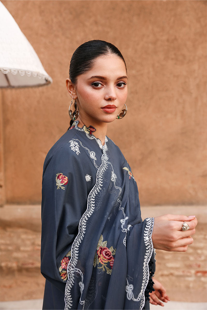 3PC EMBROIDERED LAWN SUIT