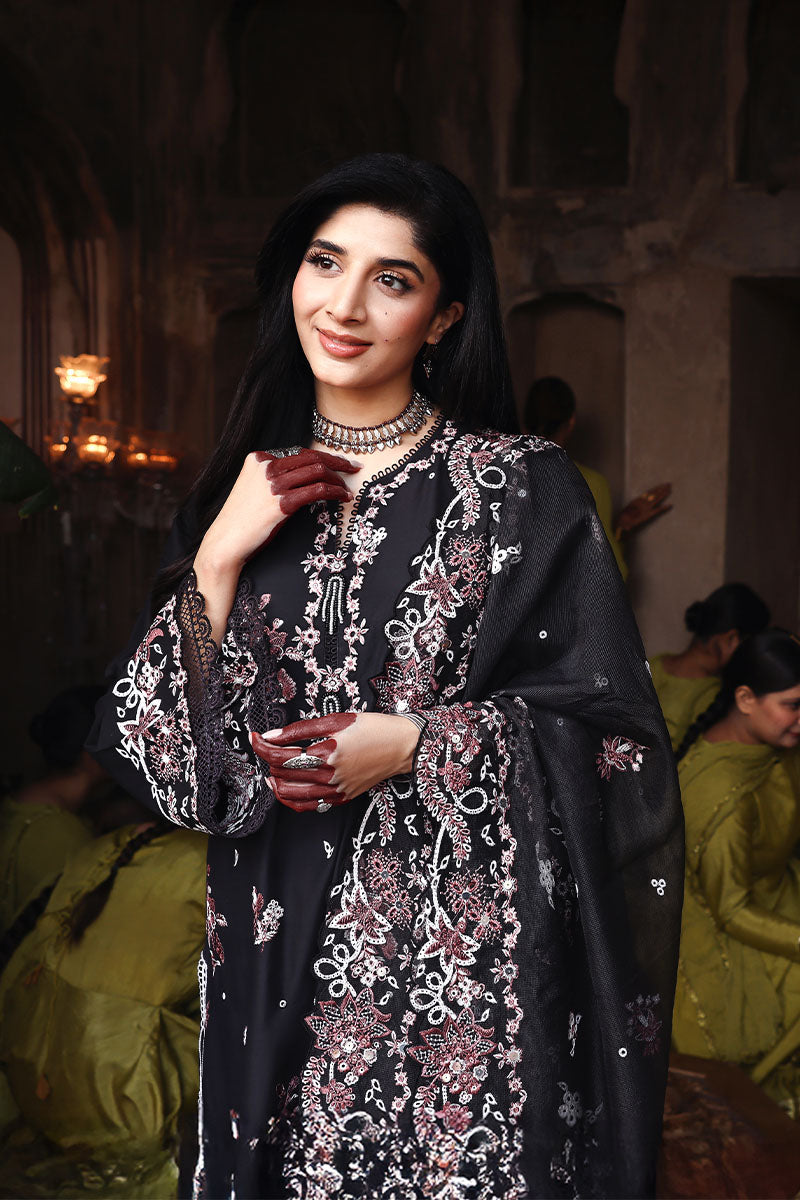 3PC EMBROIDERED LAWN SUIT