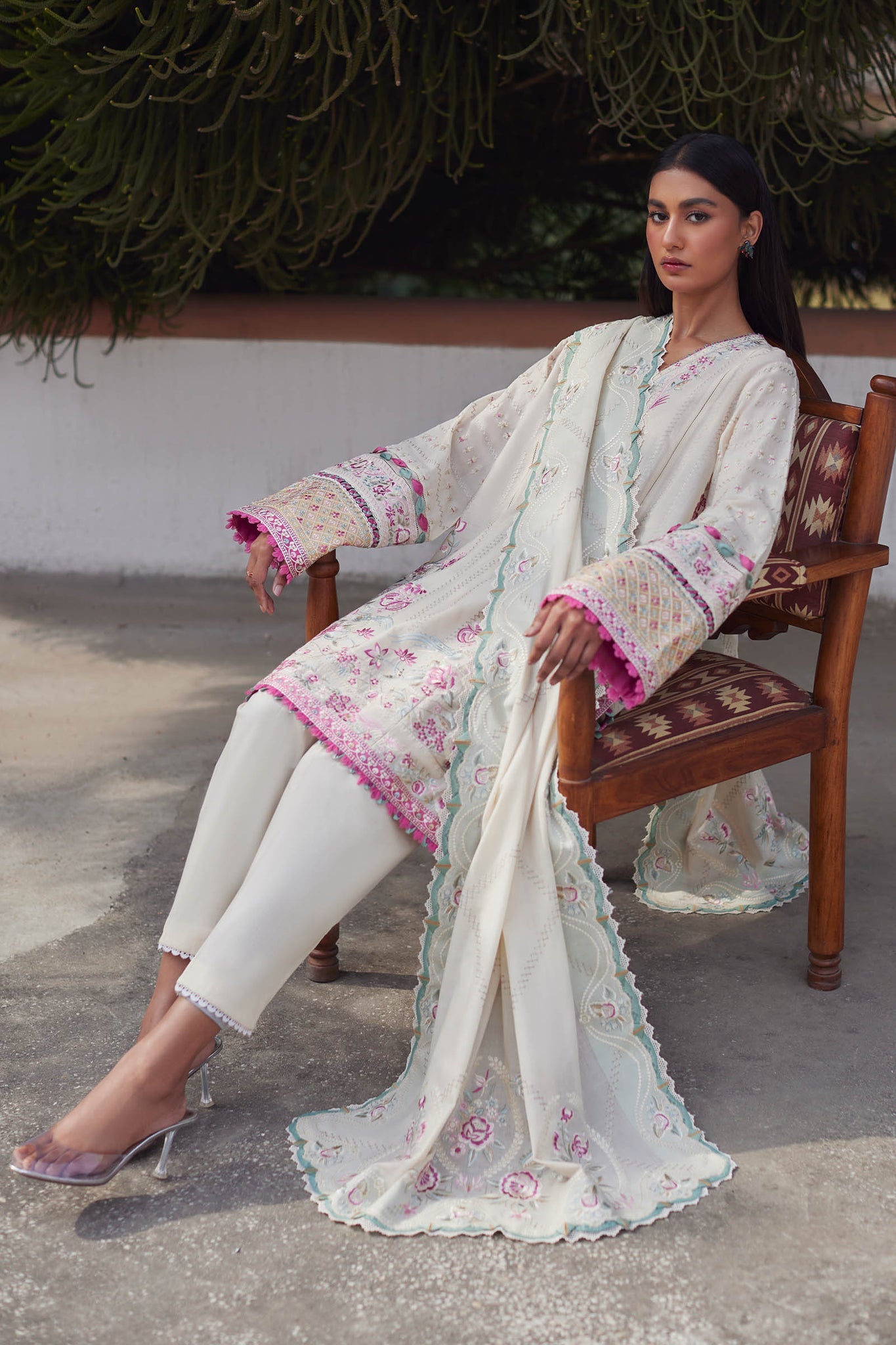 ELAN LAWN - AIRA