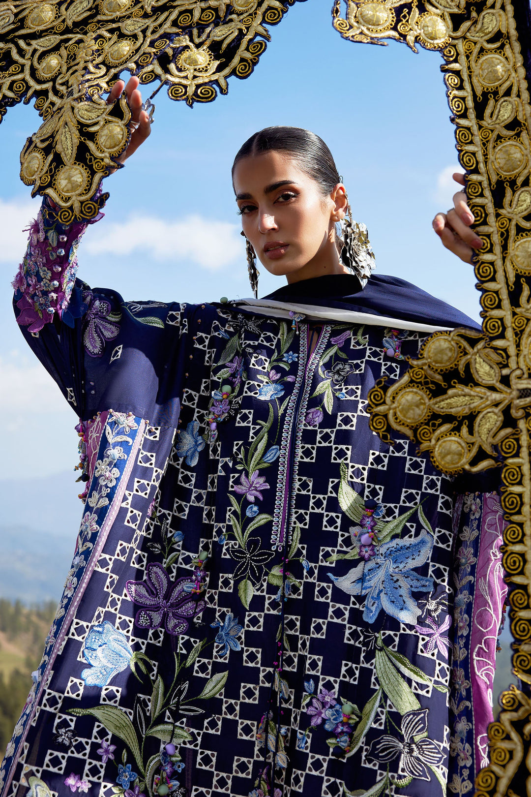 KASHMÉE LEGACY UNBOUND UNSTITCHED LAWN