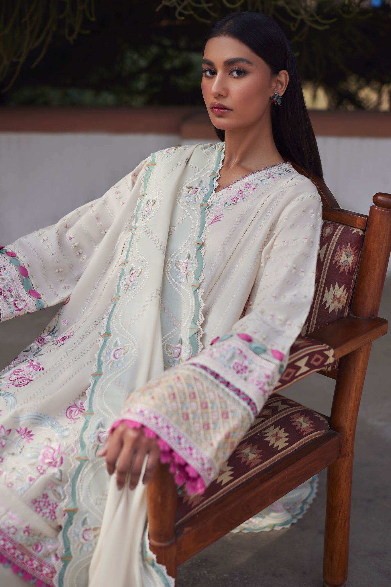 ELAN LAWN - AIRA