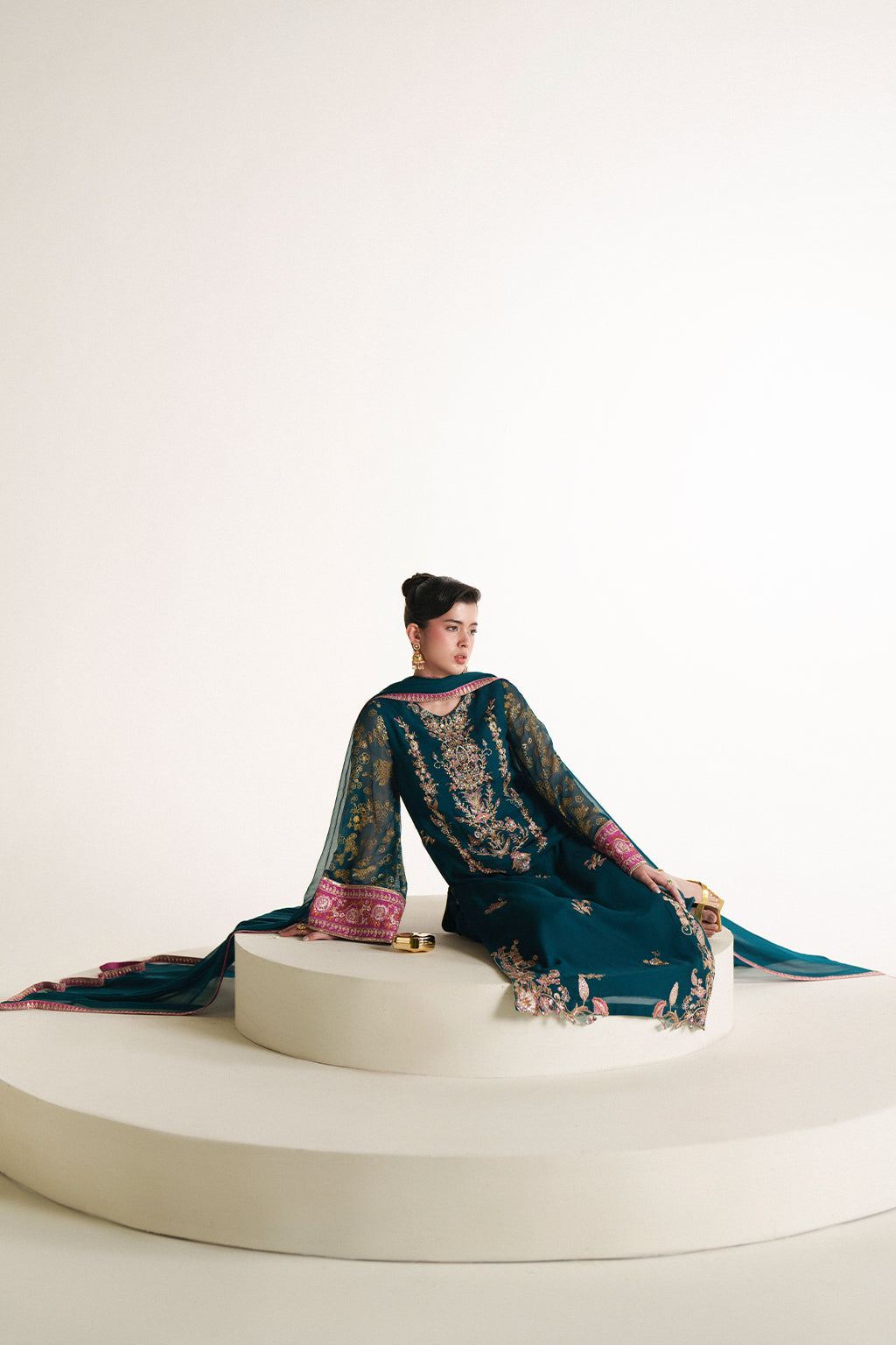 Regal edit 3pcs