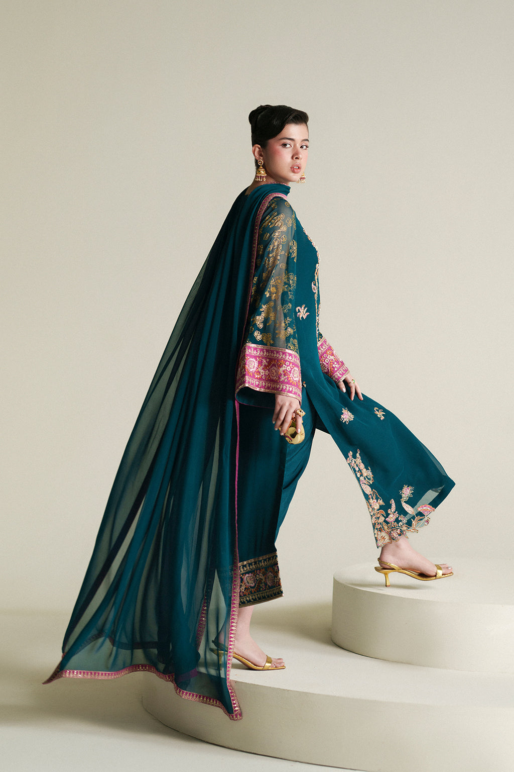 Regal edit 3pcs