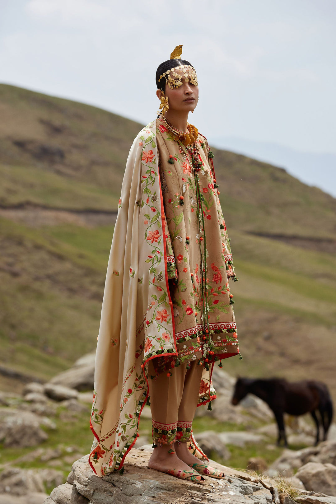 KASHMÉE LEGACY UNBOUND UNSTITCHED LAWN