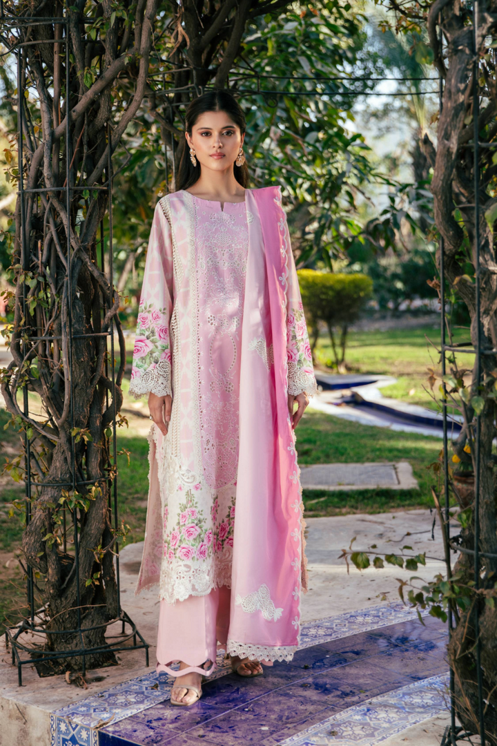 Vintage flora Lawn