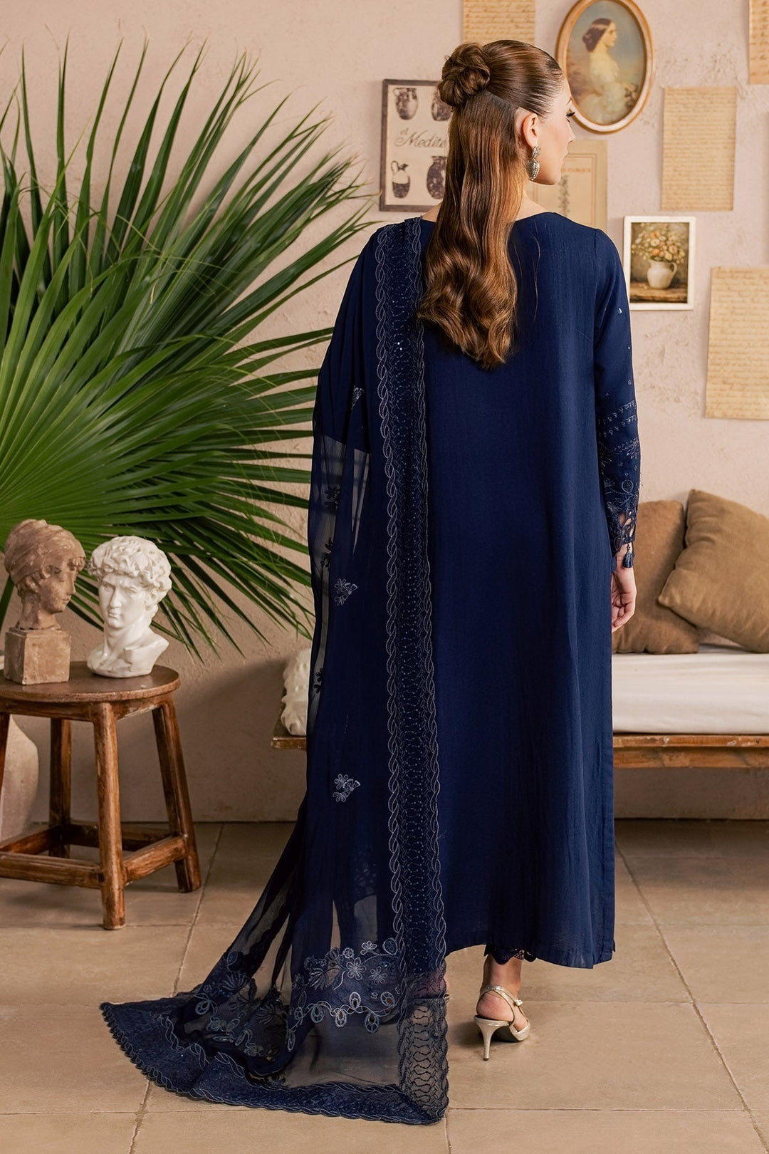 Exclusive Unstitched Karandi 3 piece